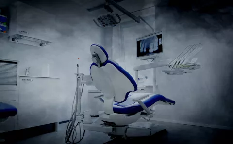 A dental operating room decorated spookily for Halloween.